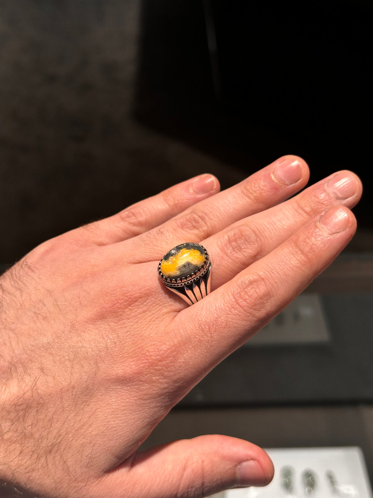  bumblebee Jasper men ring