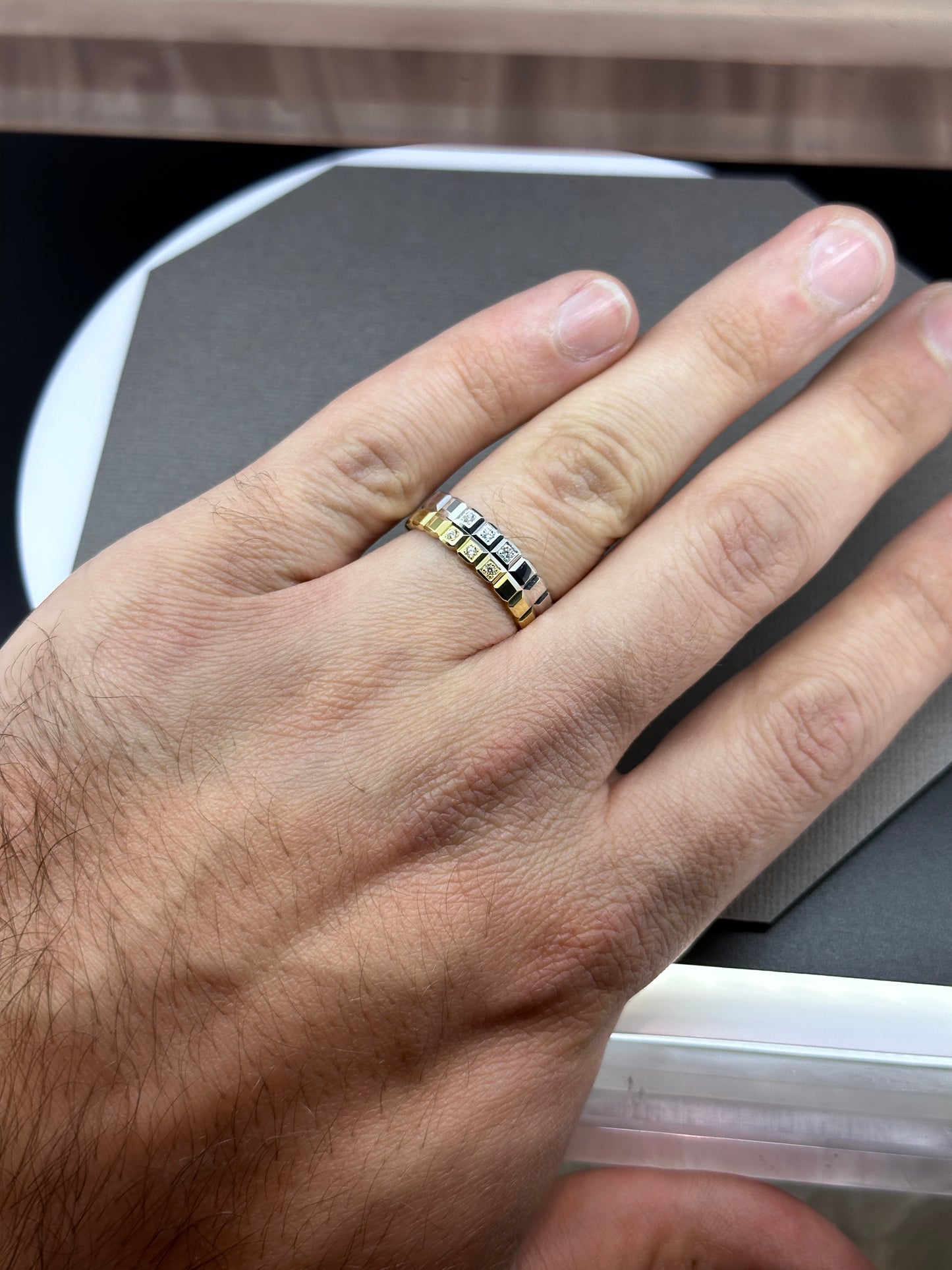 Men Engagement/Wedding Band