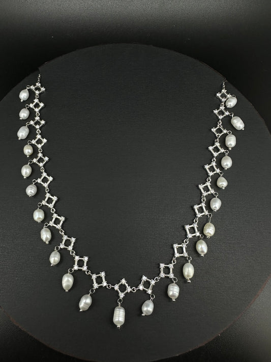 Silver Necklace With Natural Pearls and Zircone