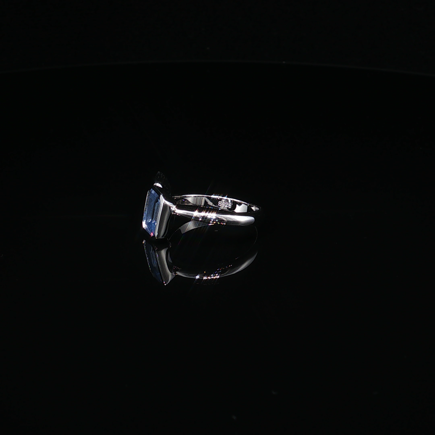 Premium Sterling Silver Toi et Moi Ring with Pear Zirconium and Emerald-Cut Aquamarine