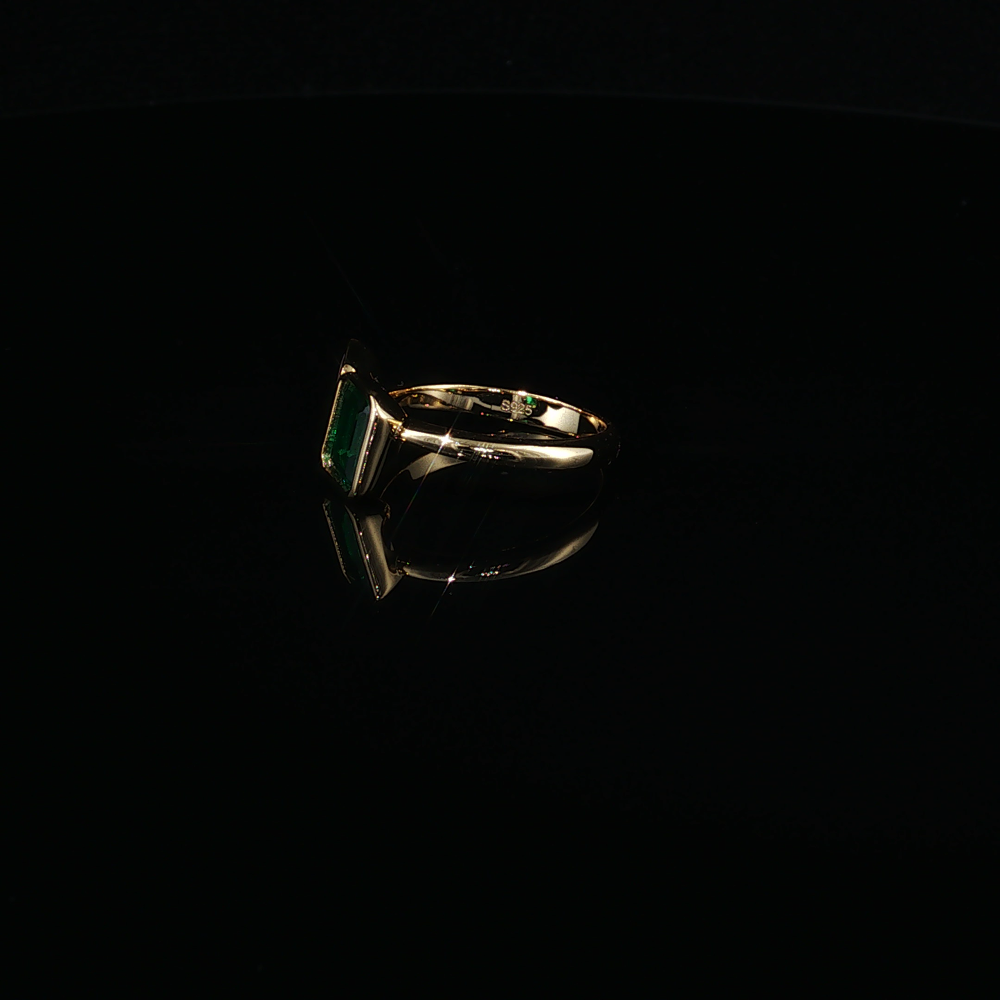 Toi et Moi  Sterling Silver 925 with a Luxe Gold Finish Pear Zirconium and Emerald Ring
