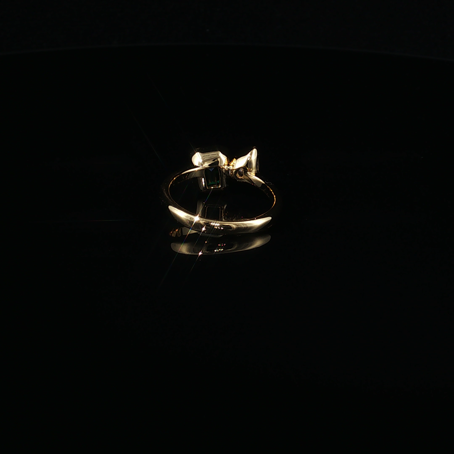 Toi et Moi  Sterling Silver 925 with a Luxe Gold Finish Pear Zirconium and Emerald Ring