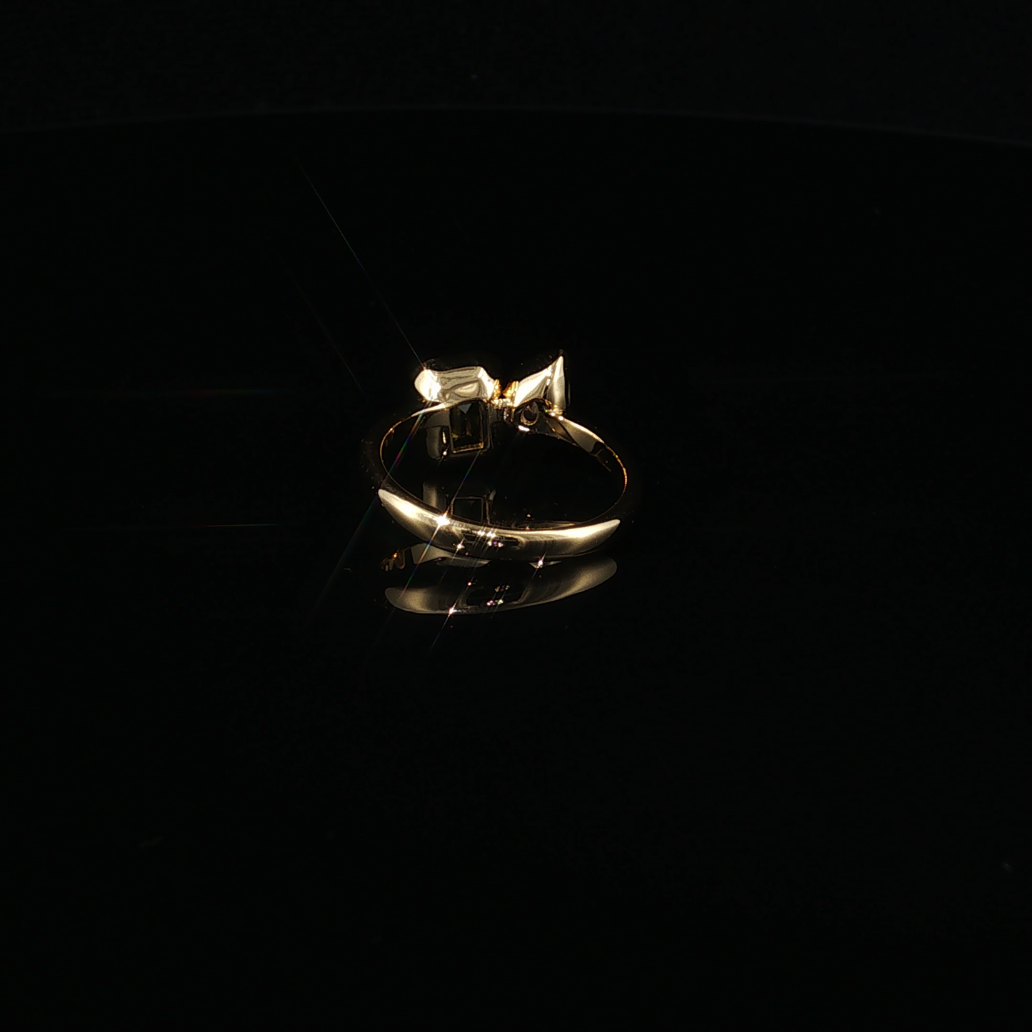 Bypass Duo Peridot and Pear Zirconium Cocktail Ring in Yellow Gold Plated Sterling Silver 925