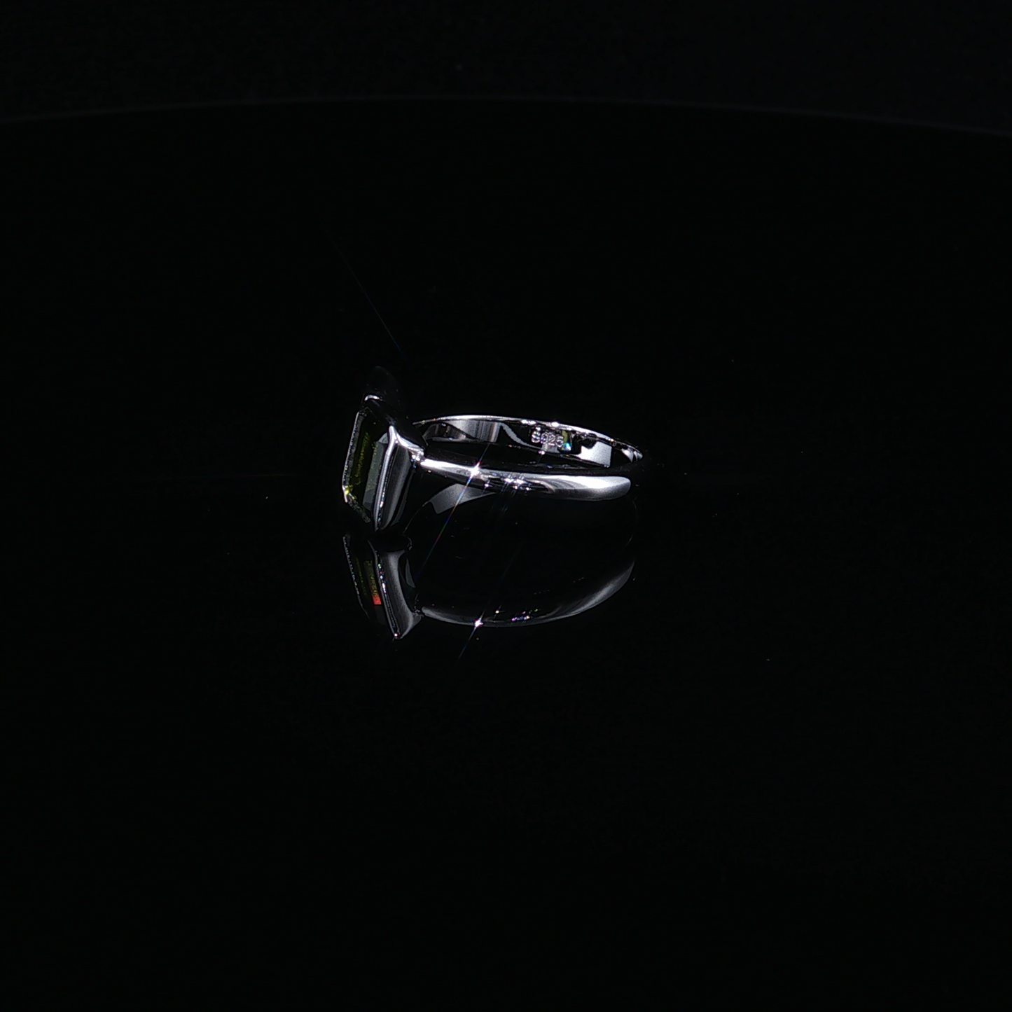 Bypass Duo-Stone Ring with Emerald-Cut Peridot and Pear Zirconium