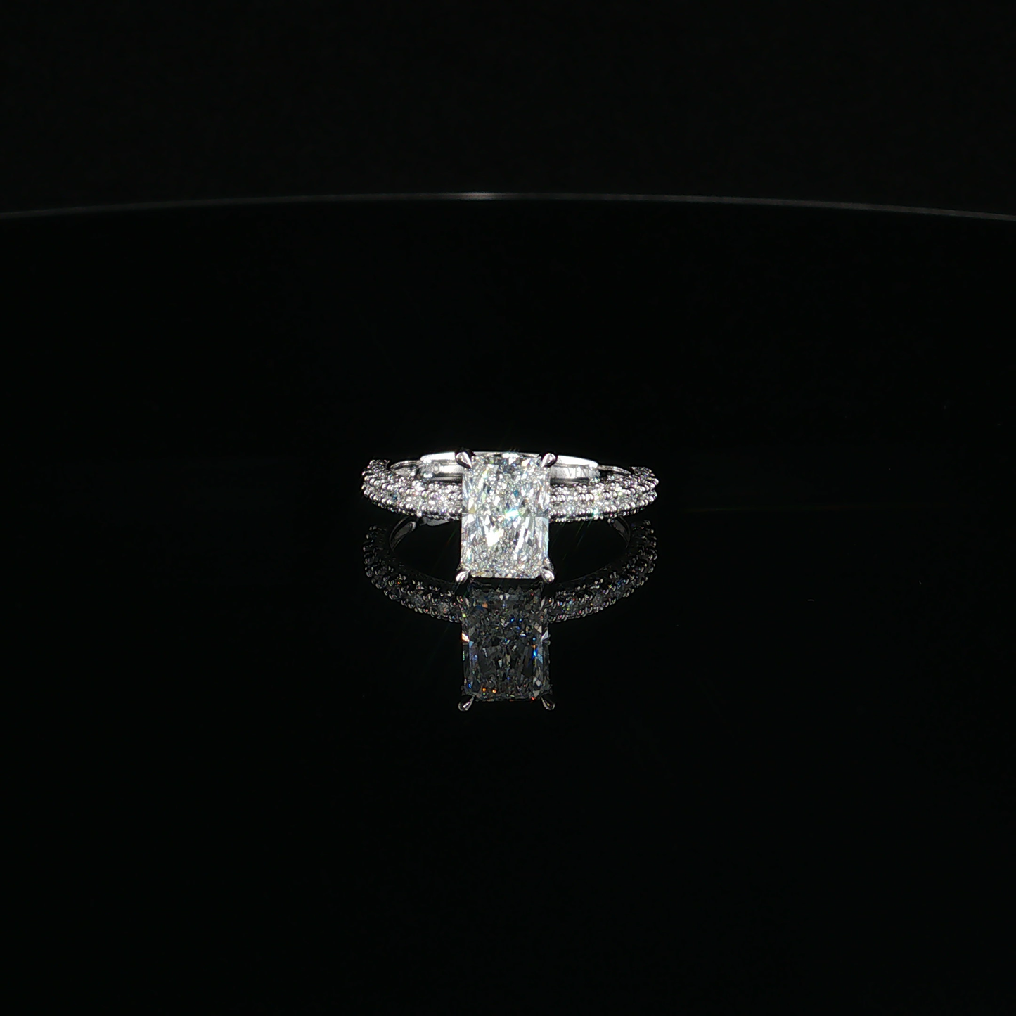 Radiant Cut Lab-Diamond Split Shank Pavé Ring in White Gold