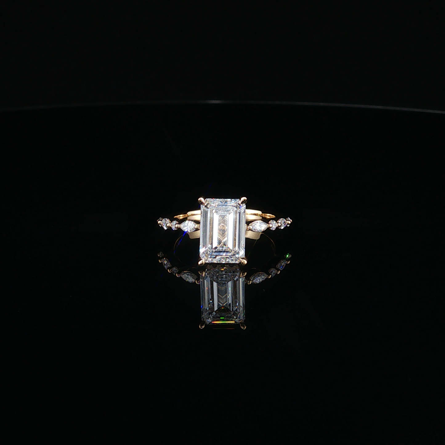 Emerald-Cut Lab-Diamond Engagement Ring in Yellow Gold