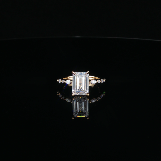 Emerald-Cut Lab-Diamond Engagement Ring in Yellow Gold