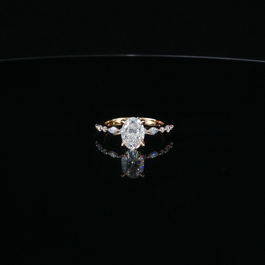 Oval-Cut Lab-Diamond Engagement Ring in Yellow Gold
