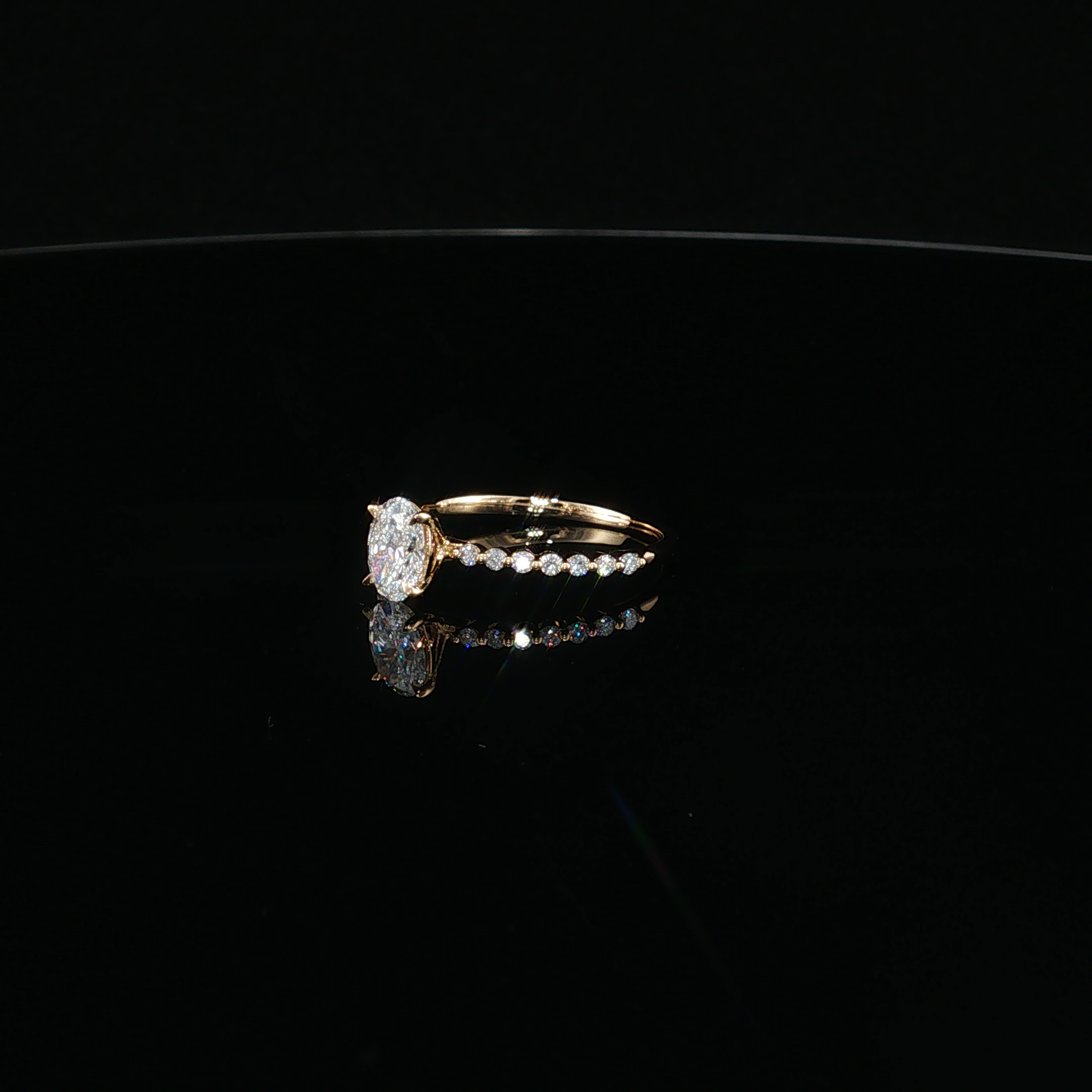 Oval Lab-Diamond Engagement Ring in Yellow Gold with Pavé Band