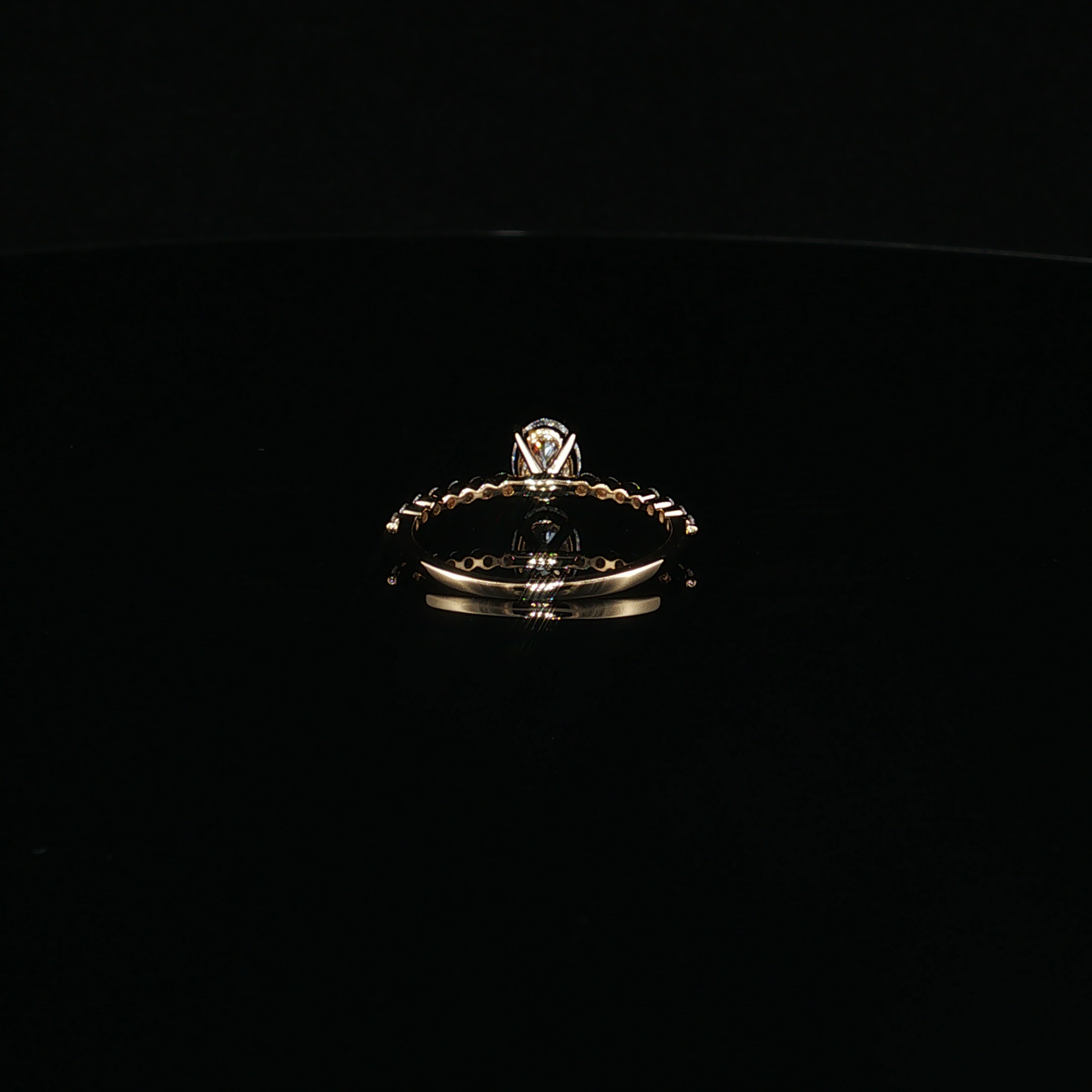 Oval Lab-Diamond Engagement Ring in Yellow Gold with Pavé Band
