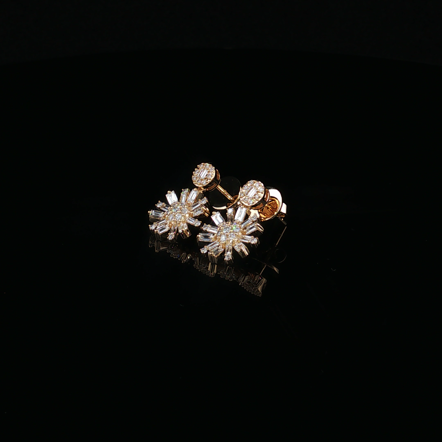 18k Yellow Gold Diamond Starburst Cluster Earrings