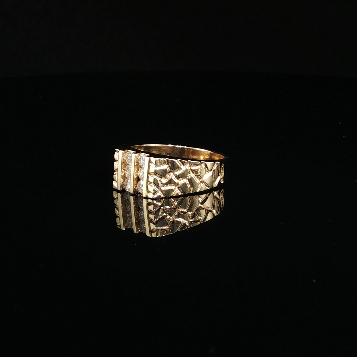 14k Yellow Gold Textured Multi-Stone Diamond Band Ring