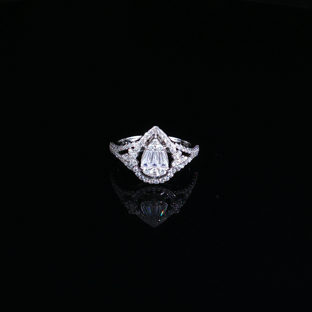 Pear-Shaped Cubic Zirconia Cocktail Ring in Sterling Silver