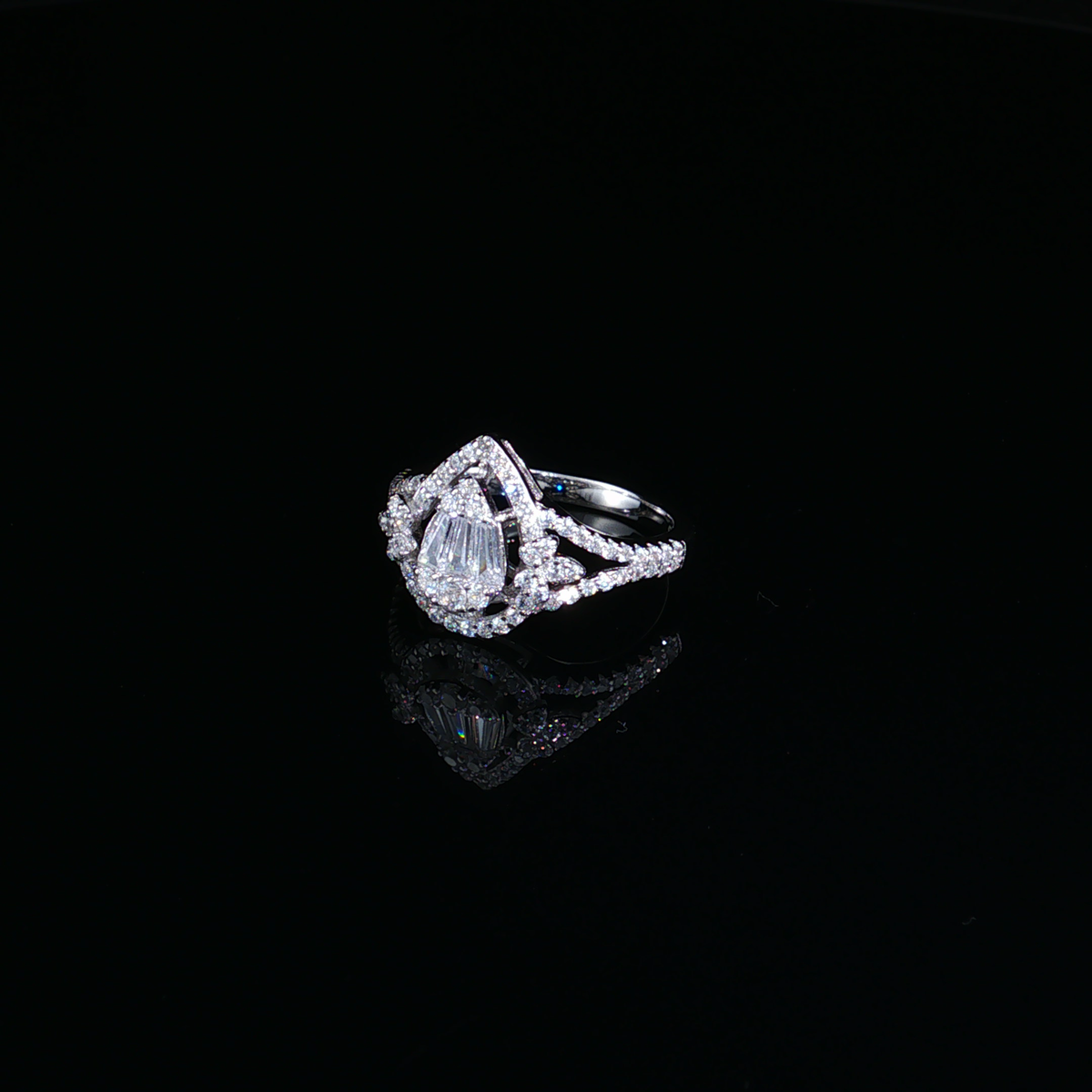 Pear-Shaped Cubic Zirconia Cocktail Ring in Sterling Silver