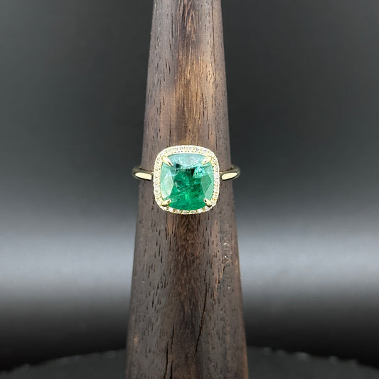 Emerald Gold Ring