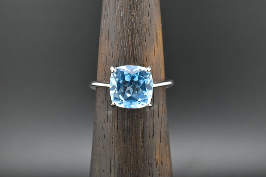 BlueTopaz Silver Ring