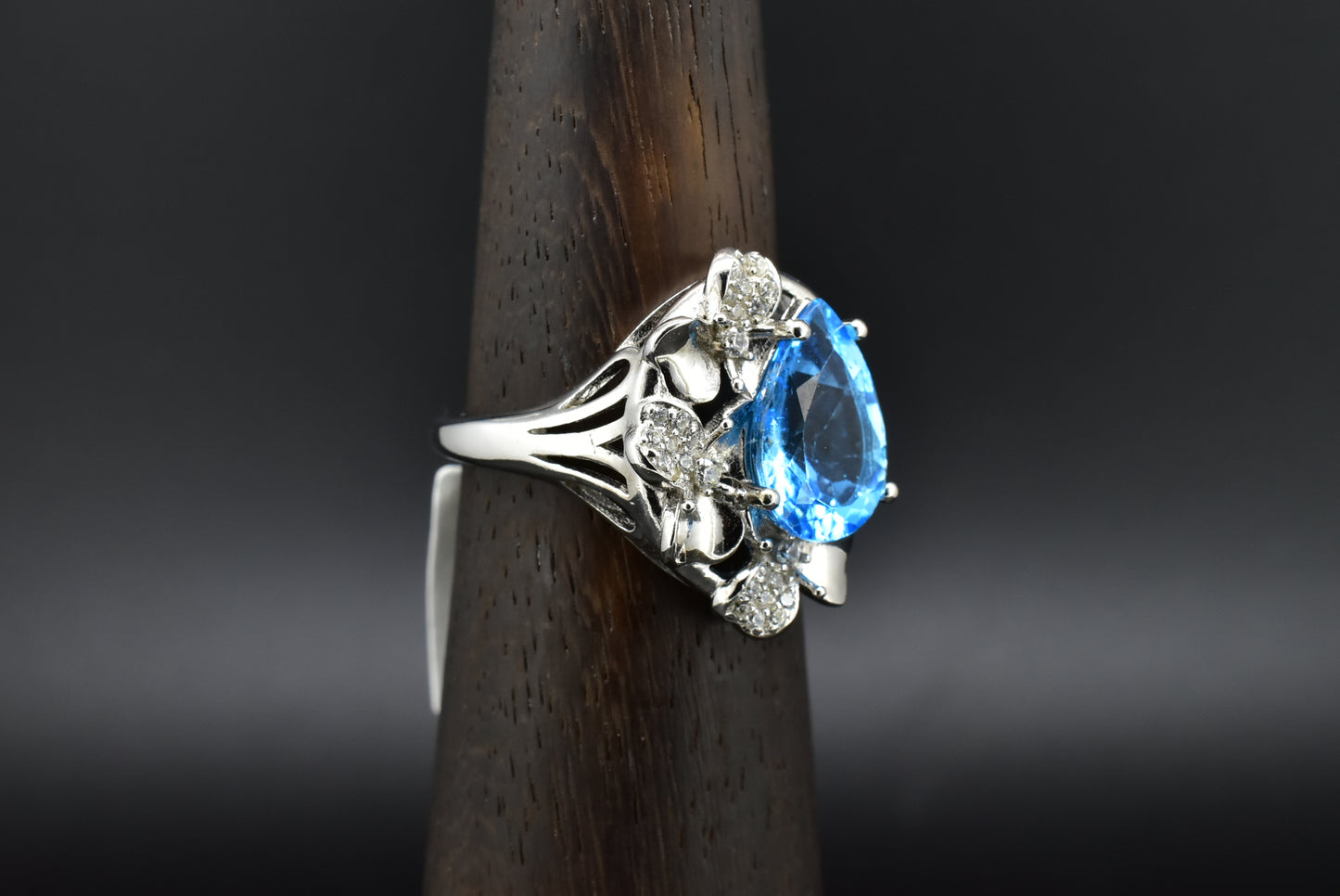 Blue-topaz Silver Ring