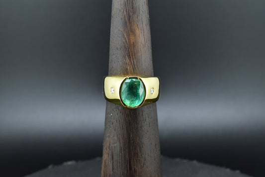 Emerald Gold Ring