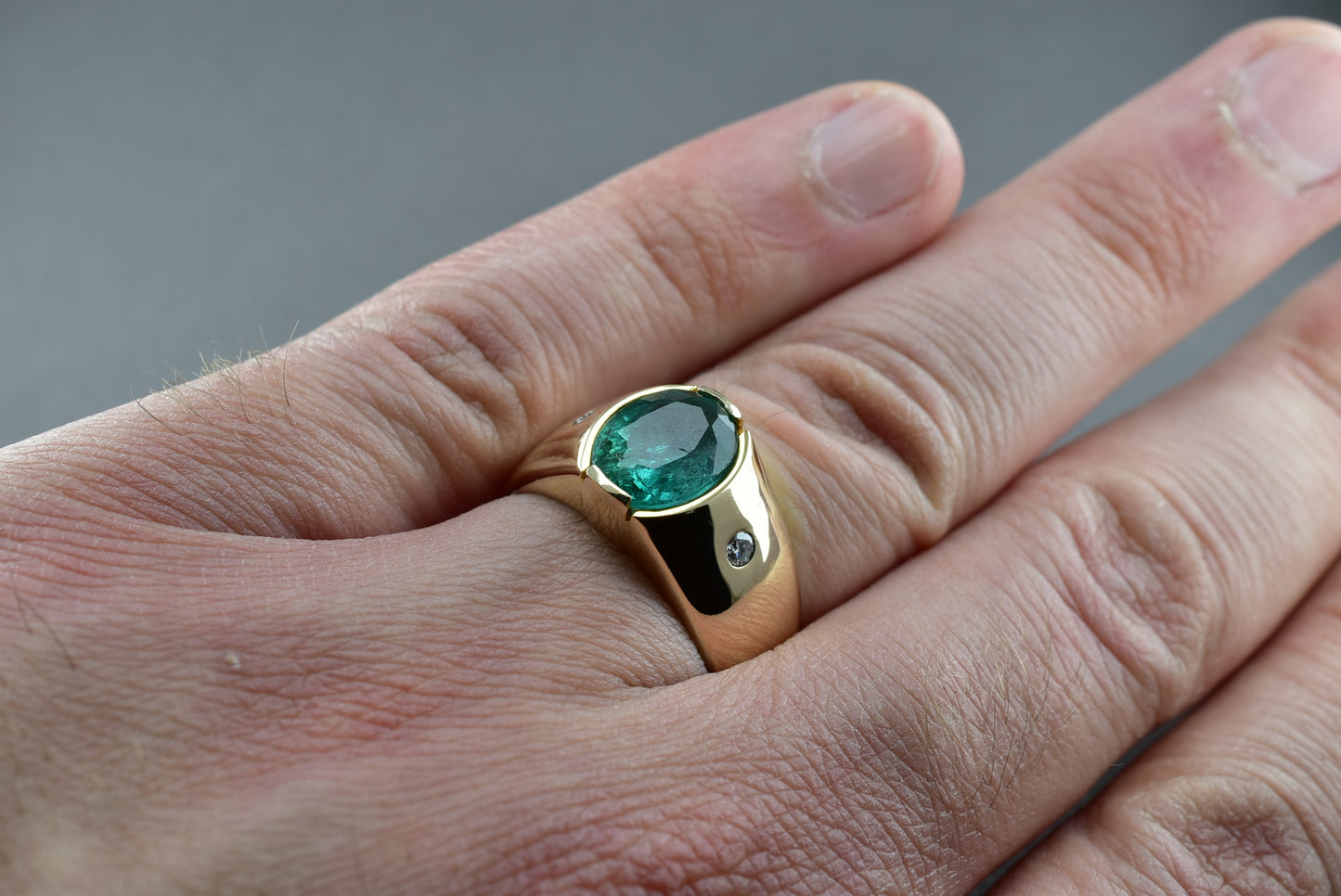 Emerald Gold Ring